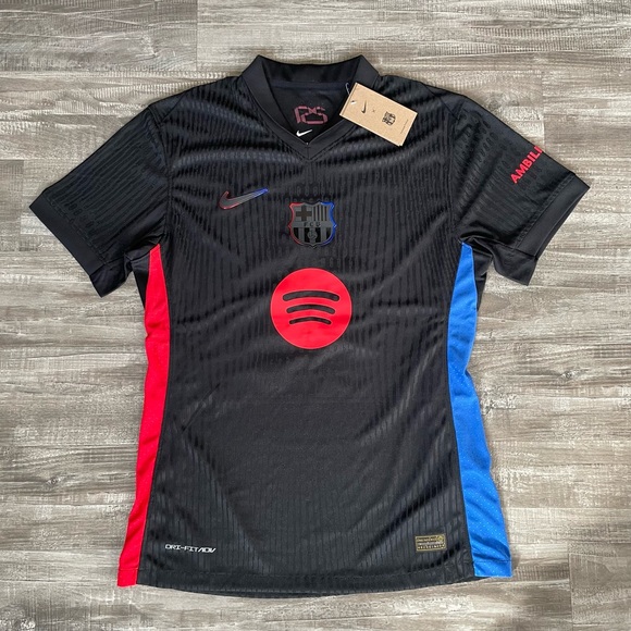 FC Barcelona 2024/25 Away Jersey #11 Raphinha Size L - Picture 2 of 4